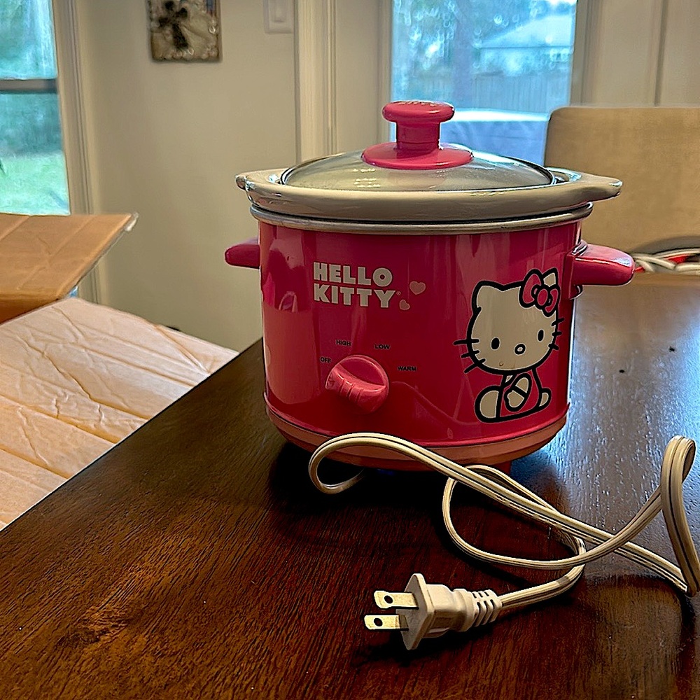 Hello Kitty Crockpot